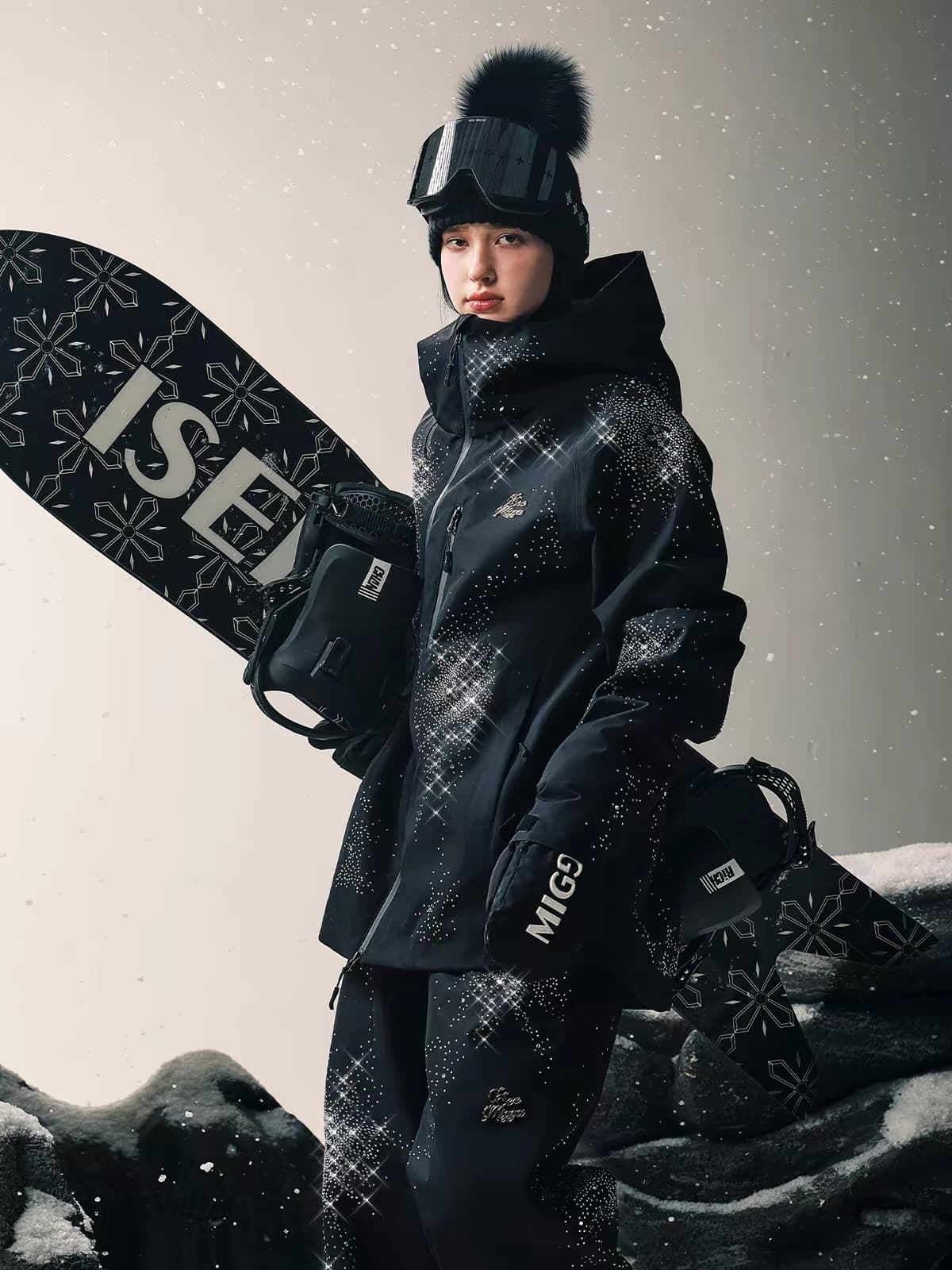 ISEE MIGGA Starry Snowboard Jacket & Pants Set